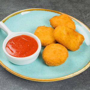 Наггетсы с кетчупом