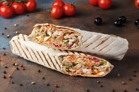 Донер в тандырном лаваше (свинина)