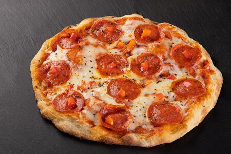 Римская пицца Пепперони