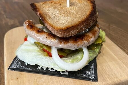 НЕБургер с куриной колбаской