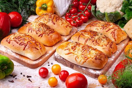 Булочка сырная с зеленью