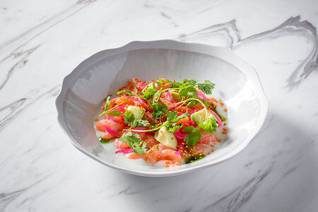 Севиче из лосося и авокадо