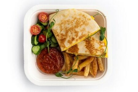 Ланч с кесадильей дорблю