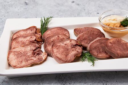 Язык говяжий с хреном