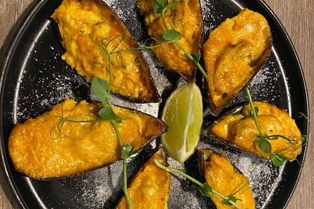 Мидии в соусе том ям