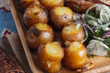 Картофель на мангале