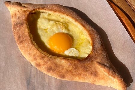 Хачапури по-аджарски