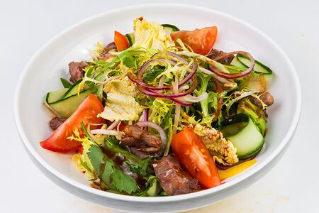 Салат с бараниной по-азиатски