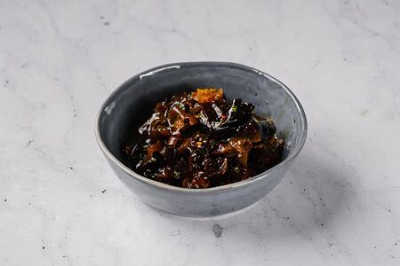 Маринованные древесные грибы