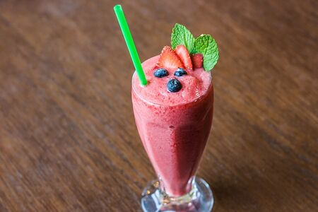 Смузи ягодный Скитлс