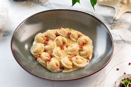 Пельмени из дикого лосося