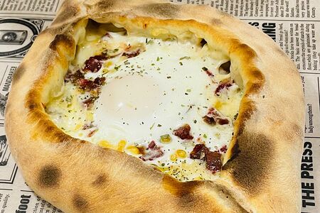 Хачапури по-Аджарский с бастурмой