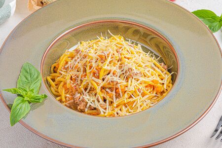 Спагетти болоньезе