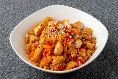 Рис с овощами и курицей