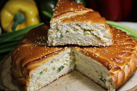 Мини-пирог с Луком и яйцом