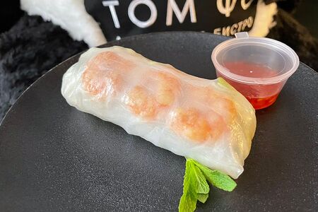 Спринг-ролл с огурцом