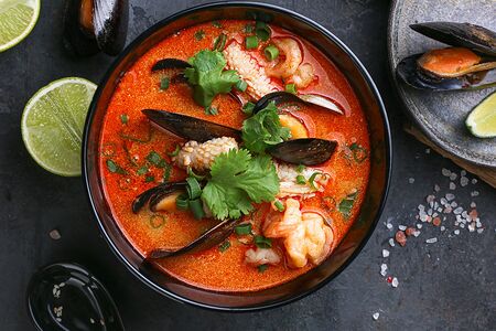 Суп Hungry dragon с морепродуктами