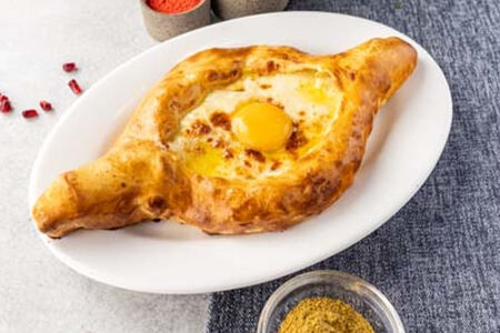 Хачапури по-аджарски