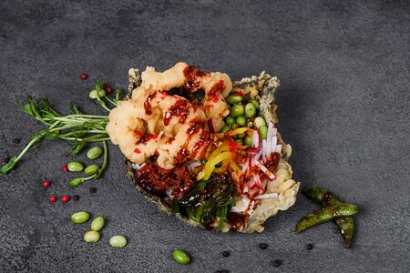 Поке кальмар темпура