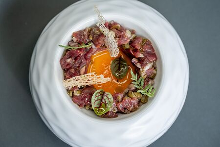 Тартар из мраморной говядины