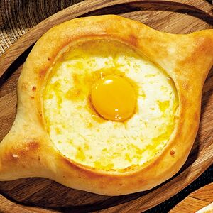 Хачапури по-аджарски