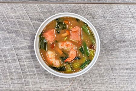 Мисо-суп с креветками и морепродуктами