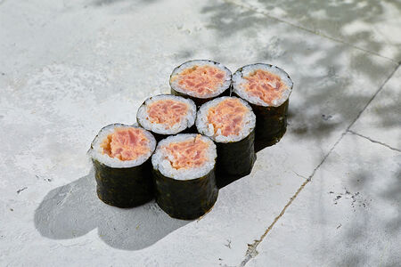 Острый ролл с тунцом