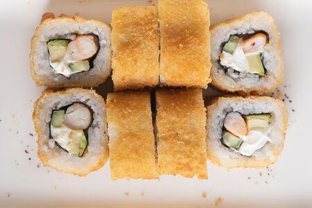 Горячий с креветкой