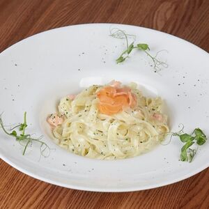 Тальятелле с лососем