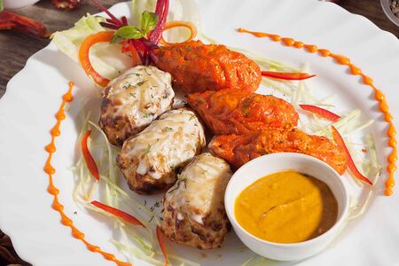 Момо Тандури Панир в томате