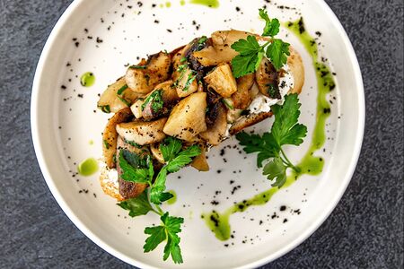 Брускетта с грибами