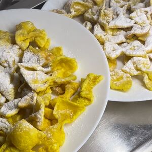 Хворост сладкий