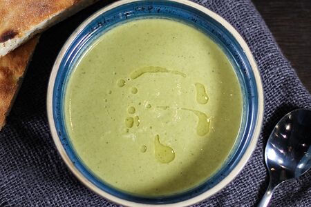 Кето суп из брокколи с кокосовым молоком