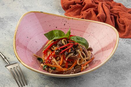 Удон с говядиной