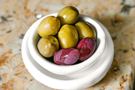 Греческие оливки