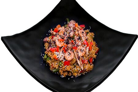 Wok - рис с морепродуктами