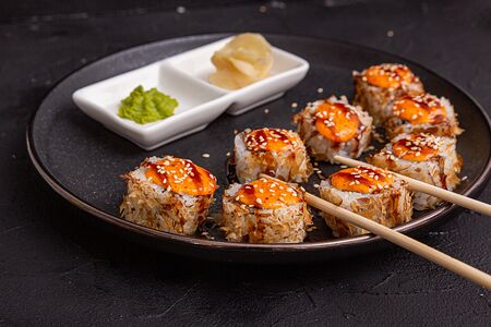 Ролл запеченный острый лосось