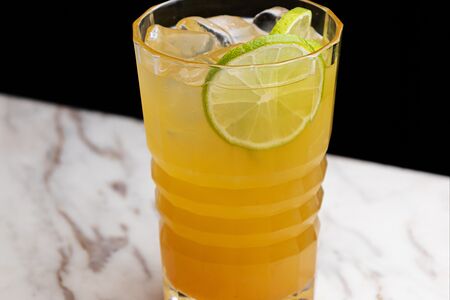 Лимонад Персик-лайм