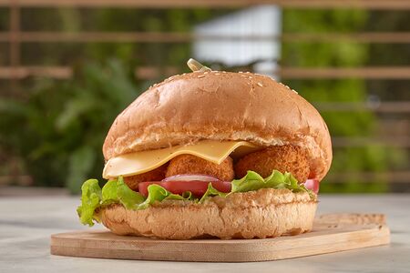 Бургер с курицей