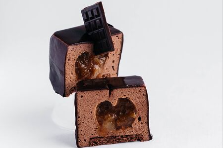 Муссовое пирожное груша-шоколад без глютена и сахара