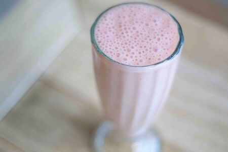 Коктейль Молочный клубничный