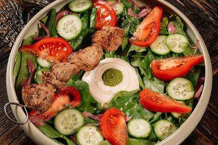 Салат с шашлыком из индейки