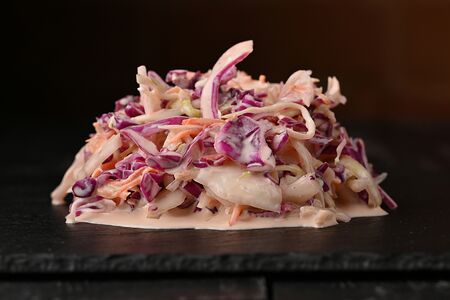 Салат коул слоу