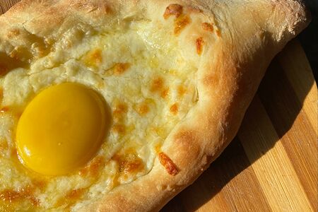 Хачапури по-аджарски