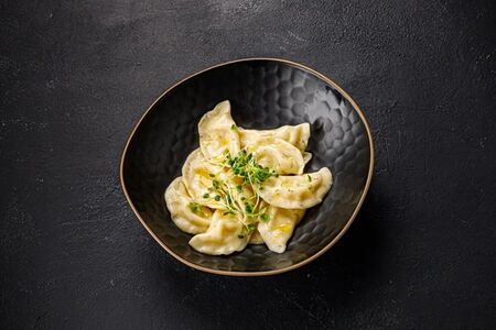 Пельмени с картофелем и сыром сулугуни 