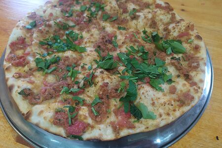 Халяль Лахмаджун