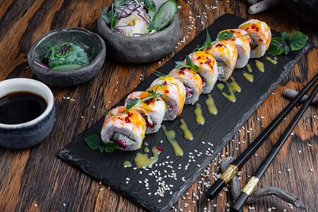 Манго с креветкой