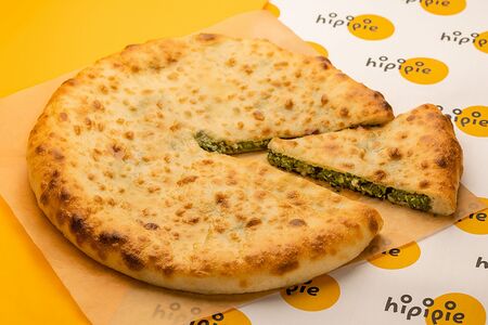 Пирог с зеленью и адыгейским сыром