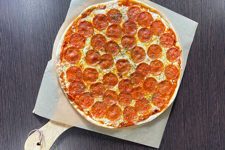 Пицца Пепперони 40см стандартное тесто