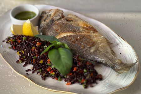 Dorada con arroz integral